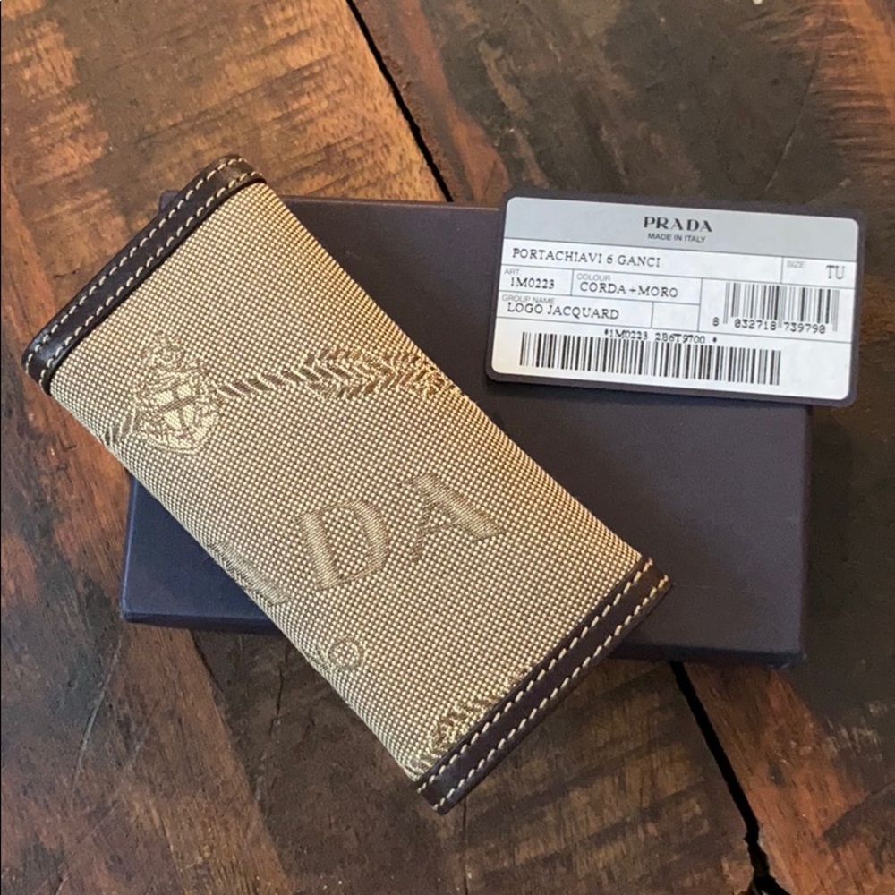 NWT Prada 6 Key Holder Jacquard Logo